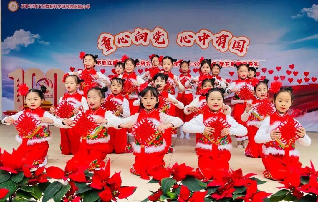 徐州移动开展写“福”字送温暖活动