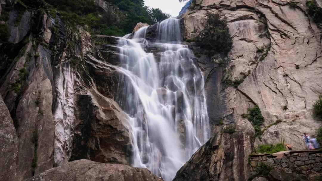 “新春走基层”抒写充满生机的中国